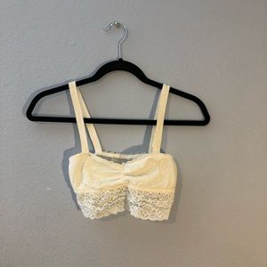 ❄️White Gilly Hicks Bralette❄️